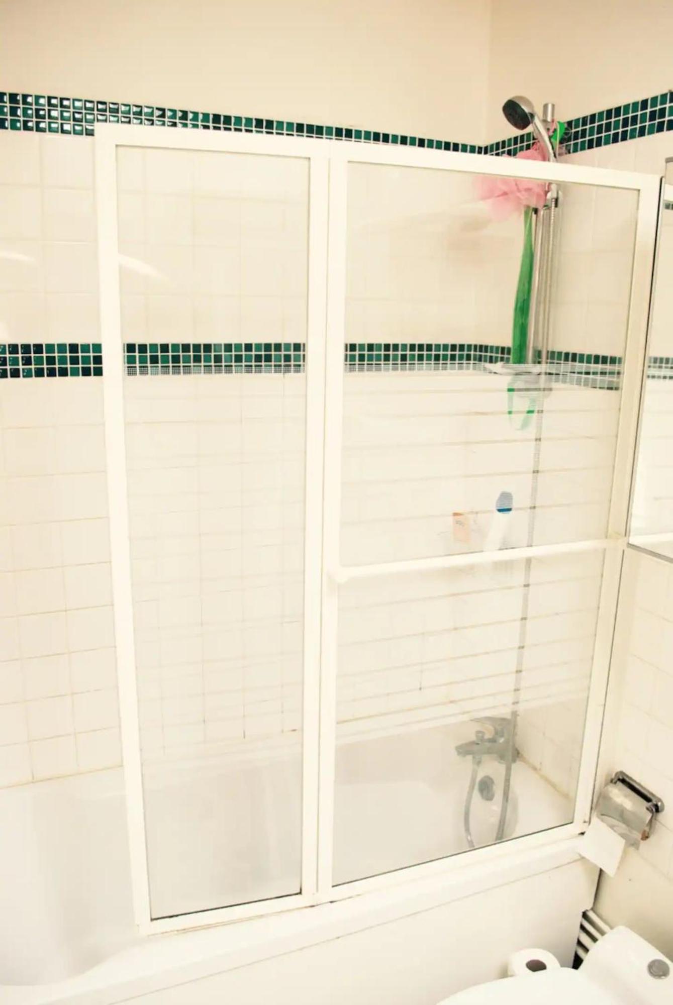 Chambre 2 Pers, Repas Et Taxi Cdg Extra Aulnay-sous-Bois Buitenkant foto