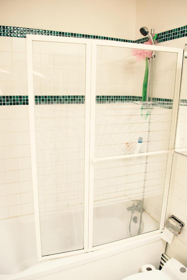 Chambre 2 Pers, Repas Et Taxi Cdg Extra Aulnay-sous-Bois Buitenkant foto